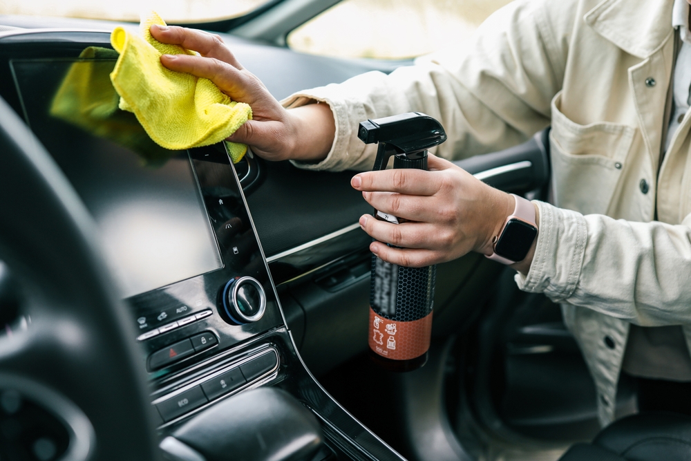 A,Woman,At,A,Car,Wash,Does,A,Full,Dry cleaning